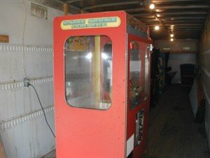 Acme (Benchmark) 42 Inch Crane Machine, All Parts Are There, Will Belts And Air Lines To Get Working %100 . Will Need Some Cleaning Up  $450